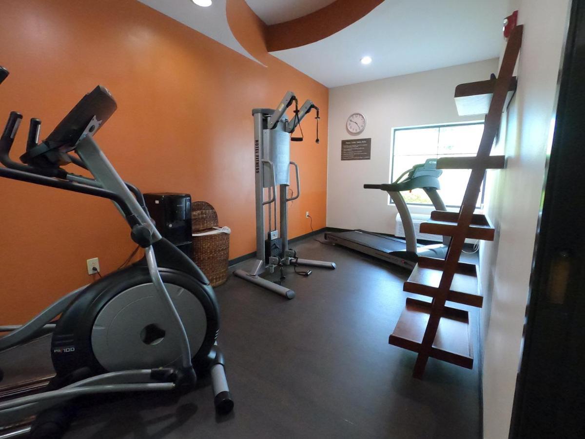 Hometowne Studios & Suites Washington Esterno foto