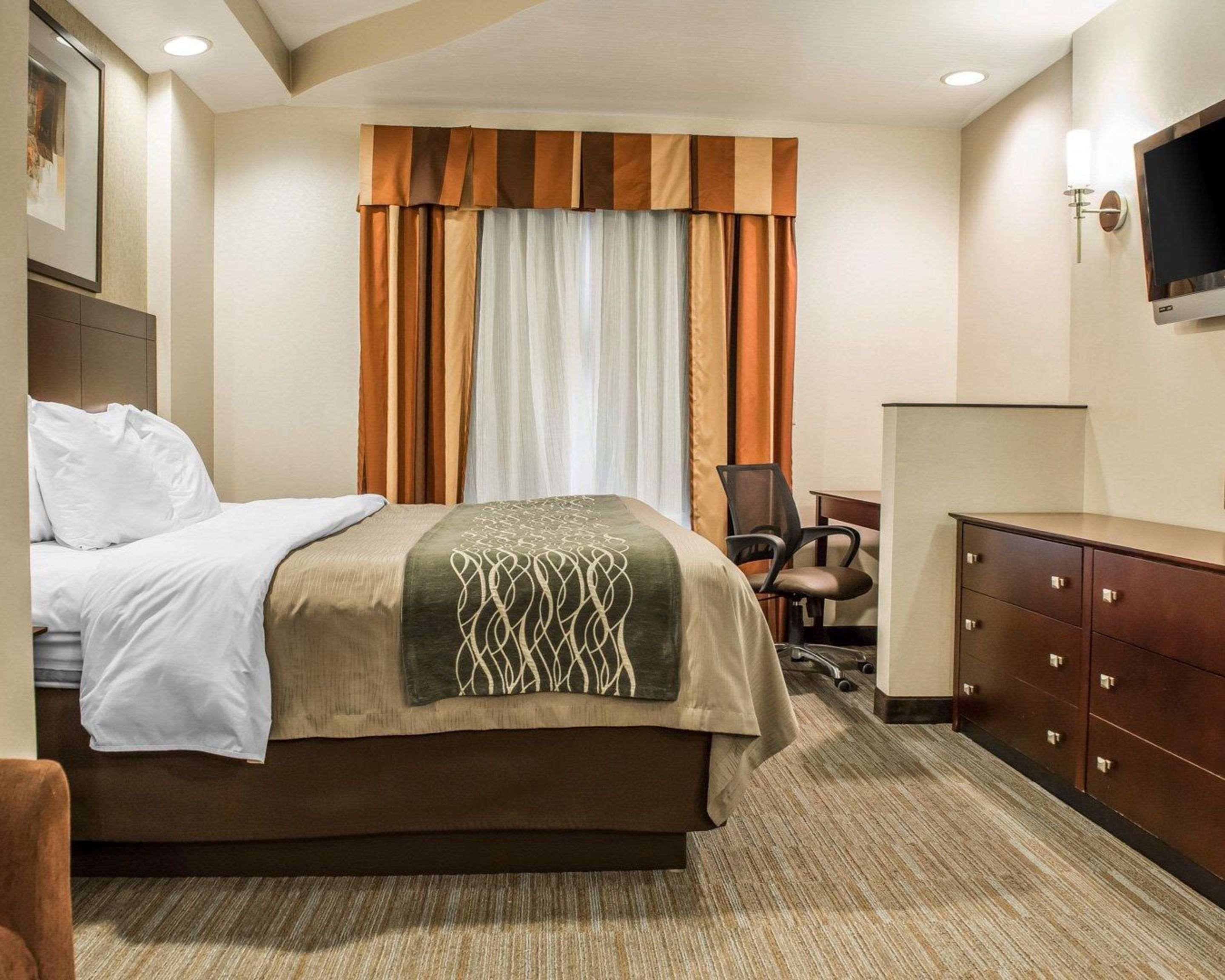 Hometowne Studios & Suites Washington Esterno foto
