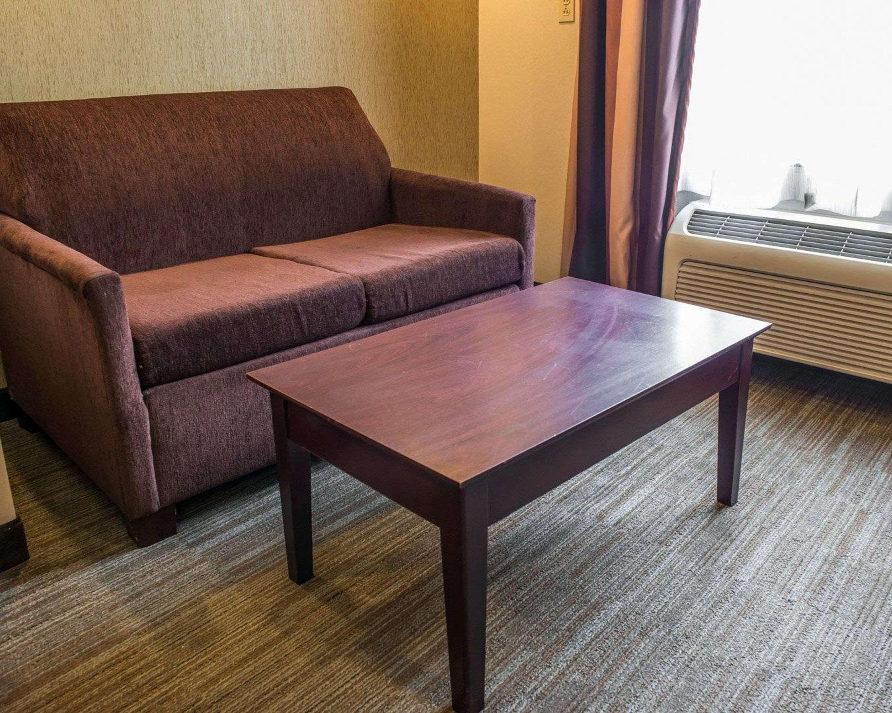 Hometowne Studios & Suites Washington Esterno foto